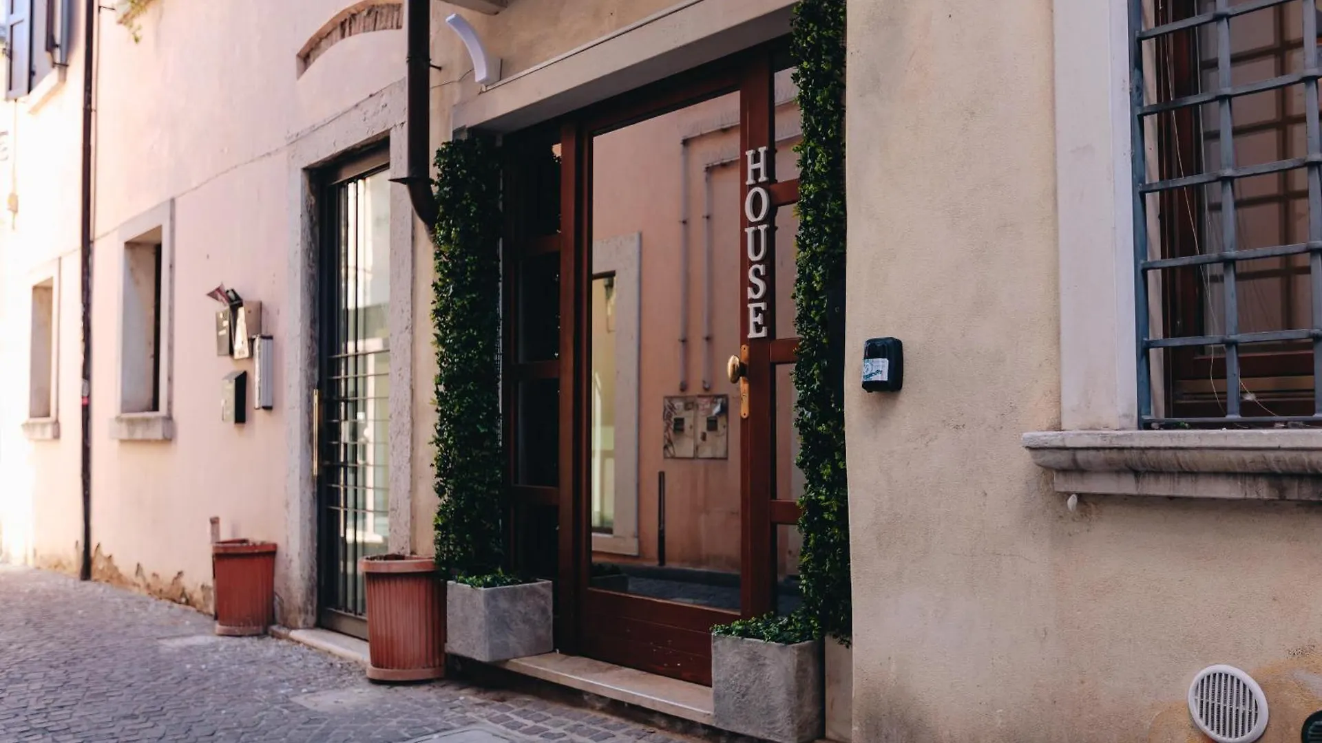 Sg Family - Arilica Loft Apartment Peschiera del Garda